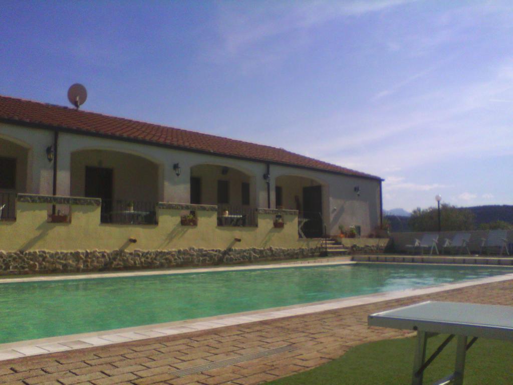 Hotel Valle Del Cedrino Galtelli Exterior photo