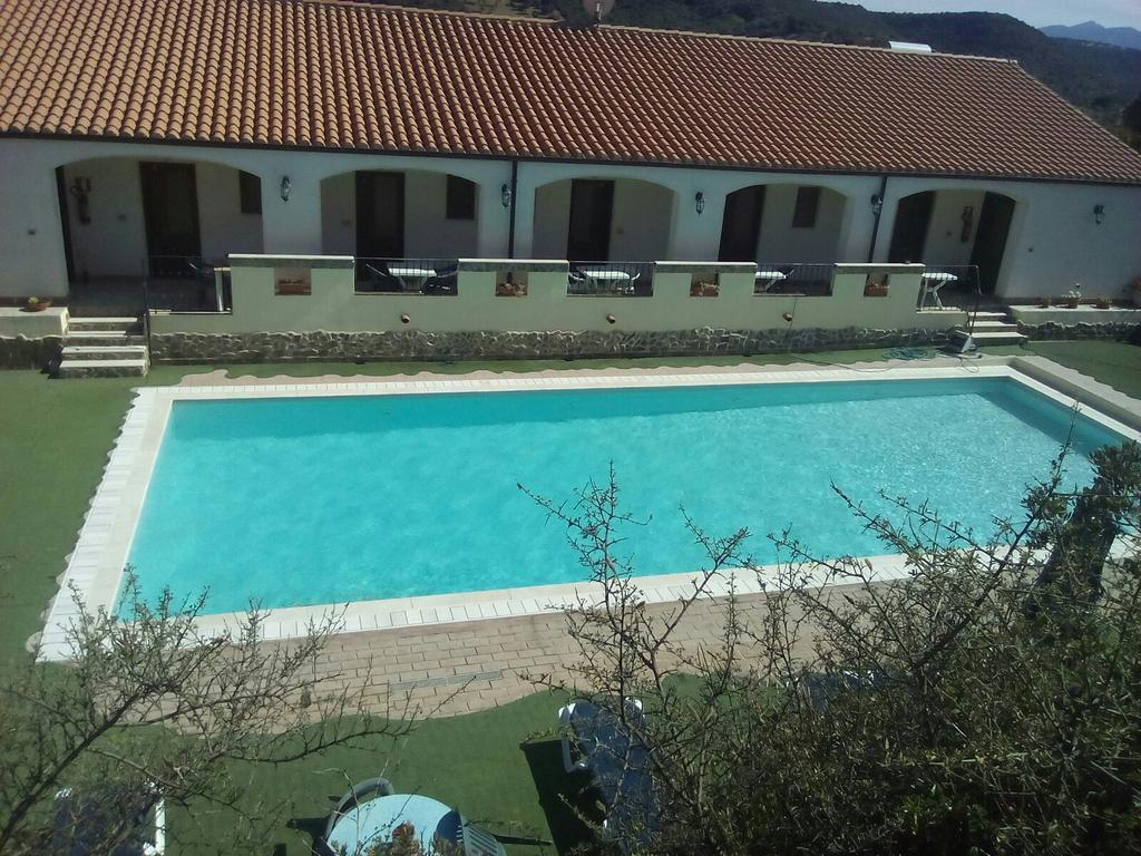 Hotel Valle Del Cedrino Galtelli Exterior photo